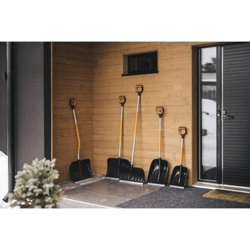 Снежная лопата Fiskars X-Series 1057178