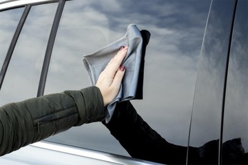 КОМБИНАТ ИЗ МИКРОФИБРЫ MOTUL ДЛЯ МЫТЬЯ ОКОН И ЗЕРКАЛ 40 Х 40 СМ/МО