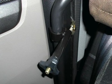 ЗАМОК ВНУТРЕННЕЙ ДВЕРИ КАБИНЫ MAN TGS TGX