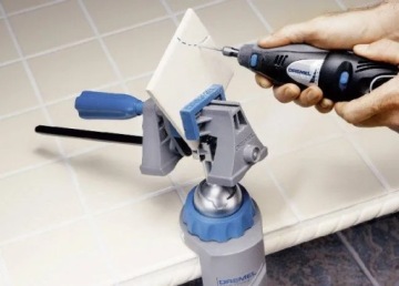 Многофункциональные тиски MULTI-VISE 2500 DREMEL
