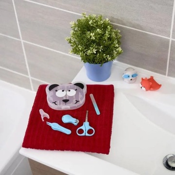 Маникюрный набор Badabulle My 1 косметичка для ухода за ногтями