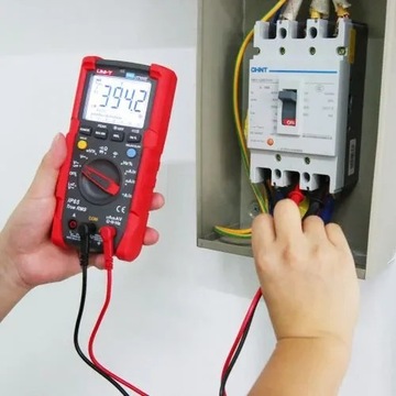 Универсальный счетчик Uni-T PRO UT191E