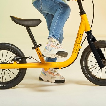 Rowerek biegowy dziecięcy Btwin Runride 900