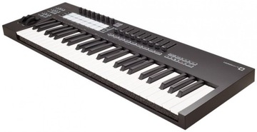 Клавиатура управления NOVATION Launchkey 49 mk3