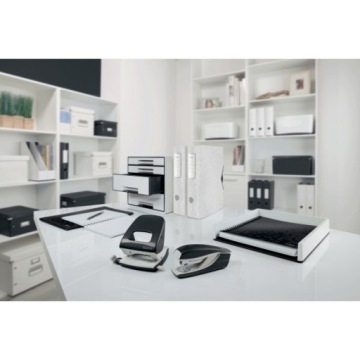 LEITZ 5008 черный до 30 листов WOW дырокол