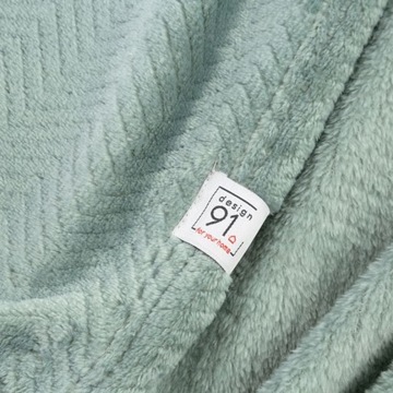 Плед 150х200, чехол в клетку на угловой диван