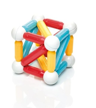 Первые магнитные блоки SmartMax START из 23 частей.