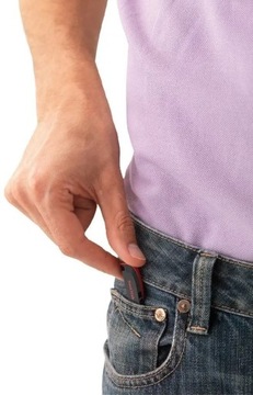 USB-флеш-накопитель SANDISK Cruzer Blade 32 ГБ