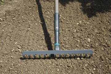 МЕТАЛЛИЧЕСКИЕ САДОВЫЕ ГРАБЛИ Gardena NatureLine ПРЯМЫЕ