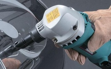 ЭЛЕКТРИЧЕСКИЕ НОЖНИЦЫ ДЛЯ ТРАПЕЦЕИДАЛЬНОГО ЛИСТА ЛИСТ 550ВТ