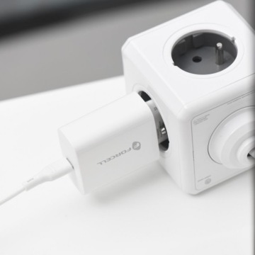 Быстрое зарядное устройство PD 20 Вт + кабель Lightning USB-C