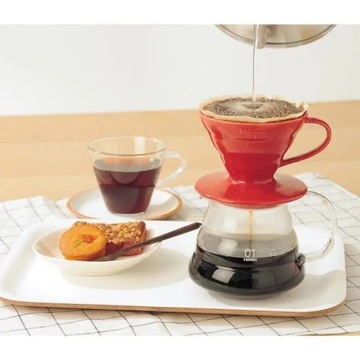 HARIO DRIP V60-02 КРАСНЫЙ + КОРИЧНЕВЫЙ БУМАЖНЫЕ ФИЛЬТРЫ 100 шт.
