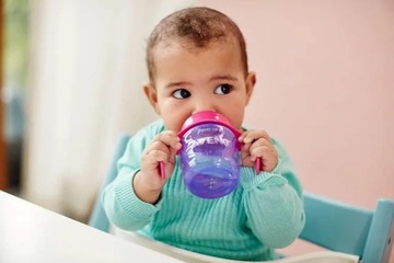 AVENT СЕРЕБРЯНАЯ КРУЖКА-БУТЫЛКА 200 МЛ МЯГКИЙ НОСИК 6M+