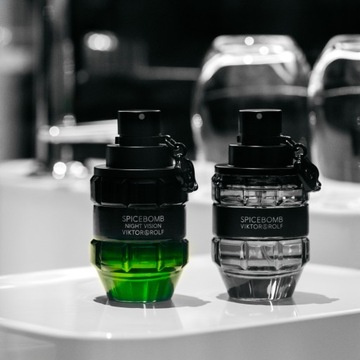 Туалетная вода Victor & Rolf Spicebomb 90 мл