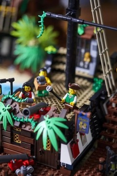 LEGO Ideas 21322 Пираты залива Барракуда 21322