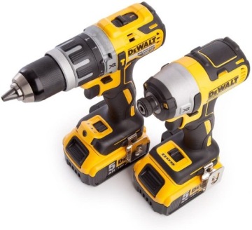 УДАРНАЯ ВОДОРОДКА АККУМУЛЯТОРНАЯ БАТАРЕЯ DEWALT 2*5,0 Ач