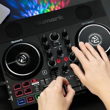 DJ-контроллер Numark Party MIX Live USB