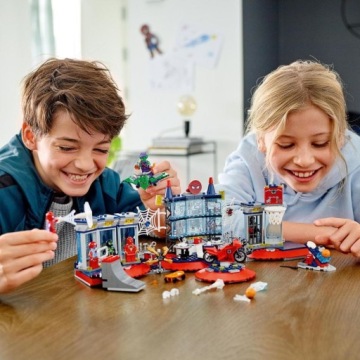 LEGO Marvel 76175 Атака на убежище Человека-паука