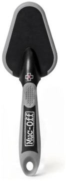 Muc-Off индивидуальная кисть для детейлинга с прорезиненными зонами воздействия.