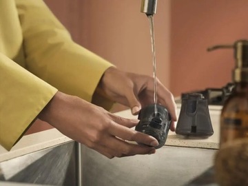 МОЩНЫЙ отпариватель для одежды Philips мощностью 1500 Вт.