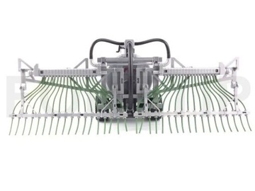 Цистерна Fliegl с оросителем