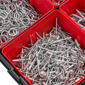 Коробка-органайзер Kistenberg с отделениями.