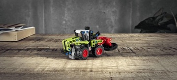 LEGO Technic Мини CLAAS XERION 42102