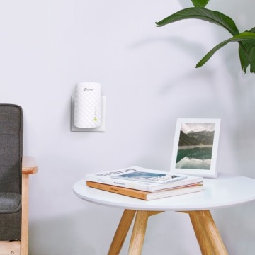 ТП-Линк RE200 | Усилитель сигнала Wi-Fi | AC750, двухдиапазонный, 1x RJ45