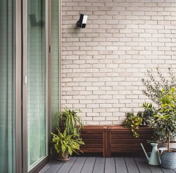 Уличная камера Eve Outdoor Cam HomeKit
