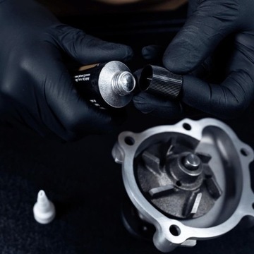 SILICONE Silikon czarny, +350°C, 85 g