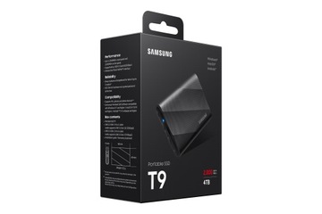 Портативный накопитель Samsung Portable SSD T9 4 ТБ, черный