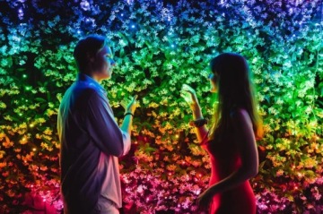 Умные елочные гирлянды Twinkly Strings 600 RGBW