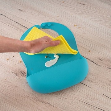 REER силиконовый нагрудник с регулируемым карманом