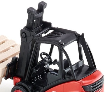 Вилочный погрузчик