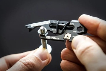 True Utility FISHFACE — ТОВАРЫ В ТВЕРДОМ КОРПУСЕ НА СКЛАДЕ