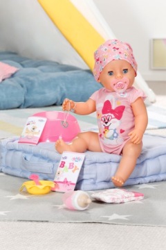 ИНТЕРАКТИВНАЯ РЕАЛИСТИЧНАЯ КУКЛА-МЛАДЕНЕЦ BABY BORN 43 СМ С АКСЕССУАРАМИ ДЛЯ КОРМЛЕНИЯ