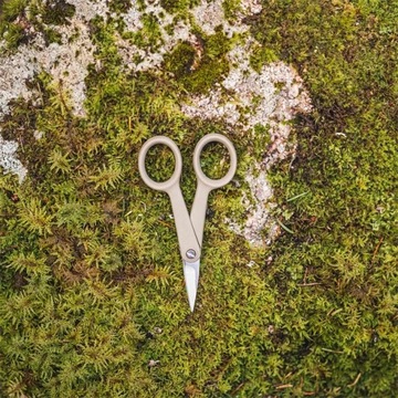 FISKARS Ножницы для ногтей, 10 см, новый 1062548