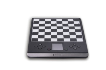 Шахматный компьютер Millennium Chess Genius Pro