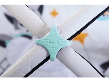 Развивающий коврик Magical Land of Tiny Love контрастный