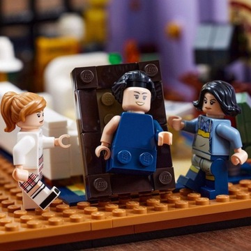 LEGO Creator Expert 10292 Квартиры из сериала Друзья