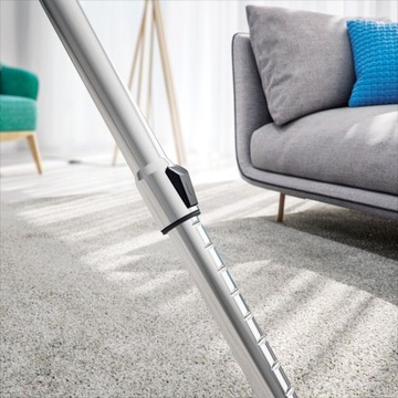 Мешочный пылесос ELECTROLUX EasyGo 650 Вт