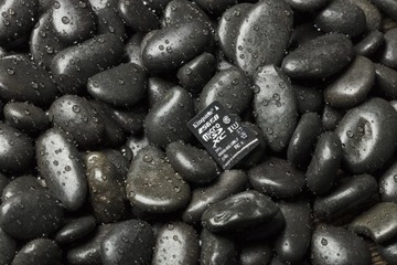 Карта памяти MicroSD Canvas Select Plus емкостью 32 ГБ