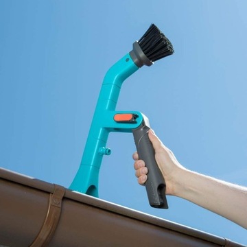 Устройство для очистки желобов GARDENA