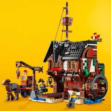 LEGO Creator 3 в 1 31109 Пиратский корабль