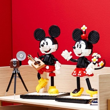 LEGO 43179 DISNEY Микки Маус и Минни Маус.