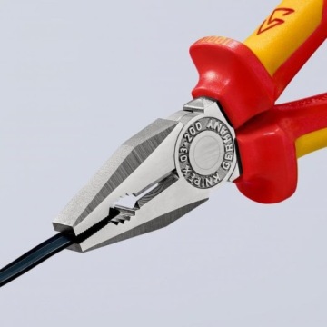Пассатижи Knipex комбинированные 200 мм 03-06-200