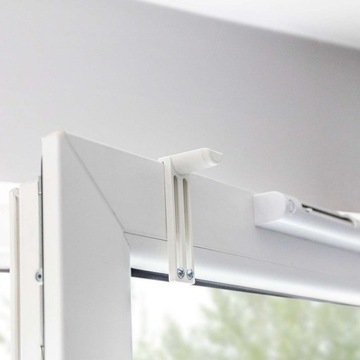 Держатель оконной рамы с форточкой