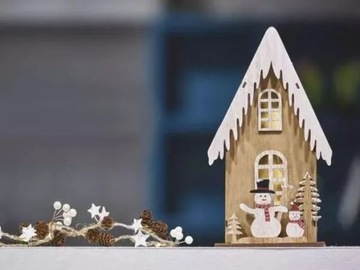 EMOS DCWW18 Деревянный домик 28см, 3LED 2xAA, таймер