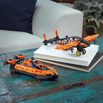LEGO Technic Спасательный корабль на воздушной подушке 42120