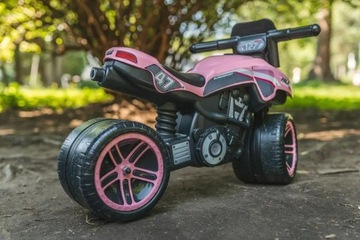 FALK Racing Ride на розовых широких колесах в течение 2 лет